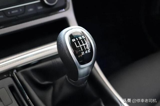 倒挡在左怎么挂挡,倒挡怎么挂的