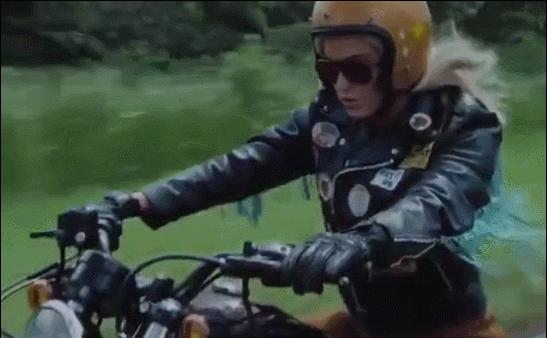 哈雷火爆全网,最近很火的哈雷摩托车视频