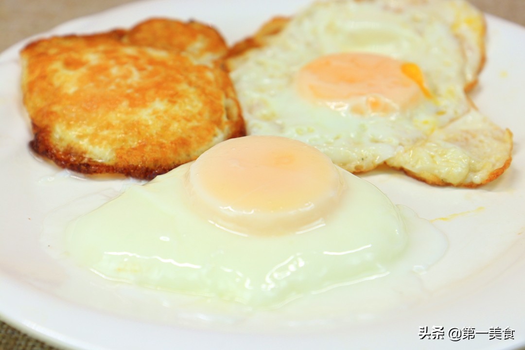 做荷包蛋怎么不粘勺子,做荷包蛋怎么不起沫