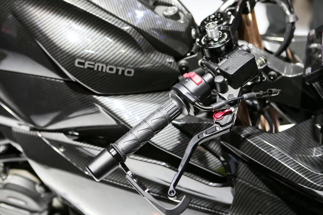 摩博会春风1250,春风1250tr-g2024款评测