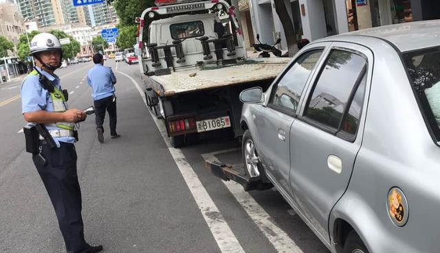 既怕违停被贴条，又没车位咋办？交警给你支几招，不贴罚单还实用