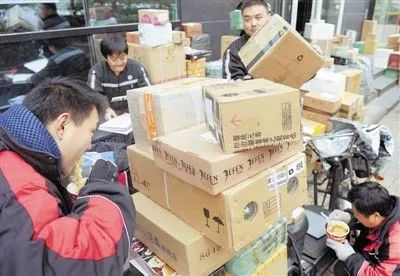 外国人震惊中国快递速度,中国快递有多令老外羡慕你知道吗