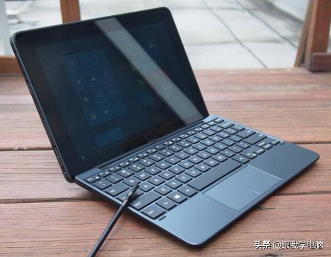 今天维修1台商务笔记本，开机当画面进不了系统，最终是BIOS问题