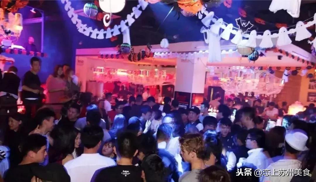 夜·苏州丨竟比书店多10倍！2000多家酒吧，不只有酒还有故事！