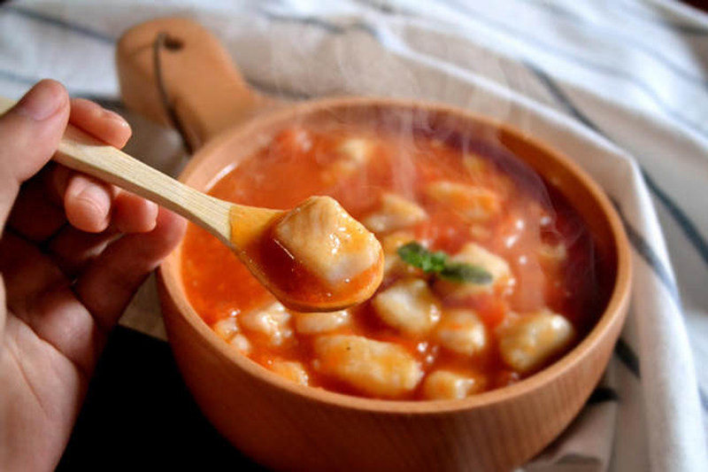 色香味俱全的家常炖鱼烹饪方式,正宗东北家常菜炖鱼的做法