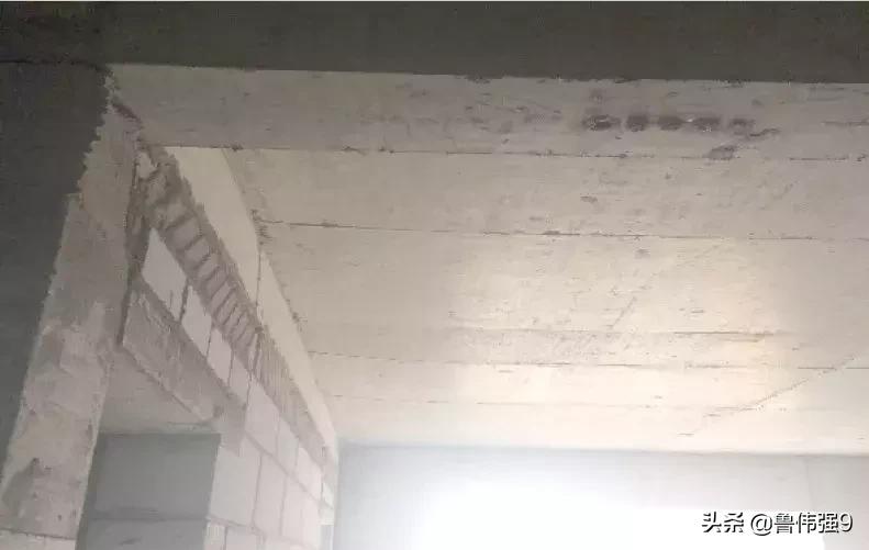 楼板水平极差标准是多少,楼板平整度偏差过大处理方案