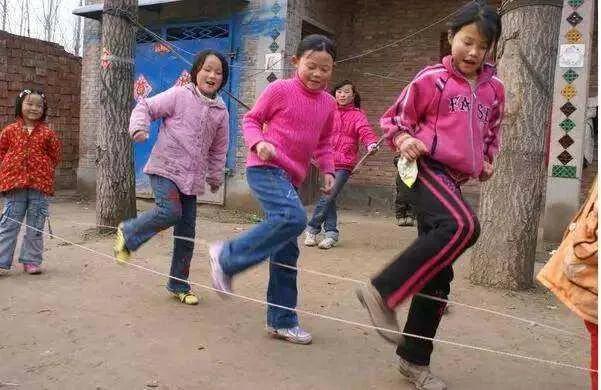 尘封的岁月和记忆,回忆在岁月的痕迹里记录美好