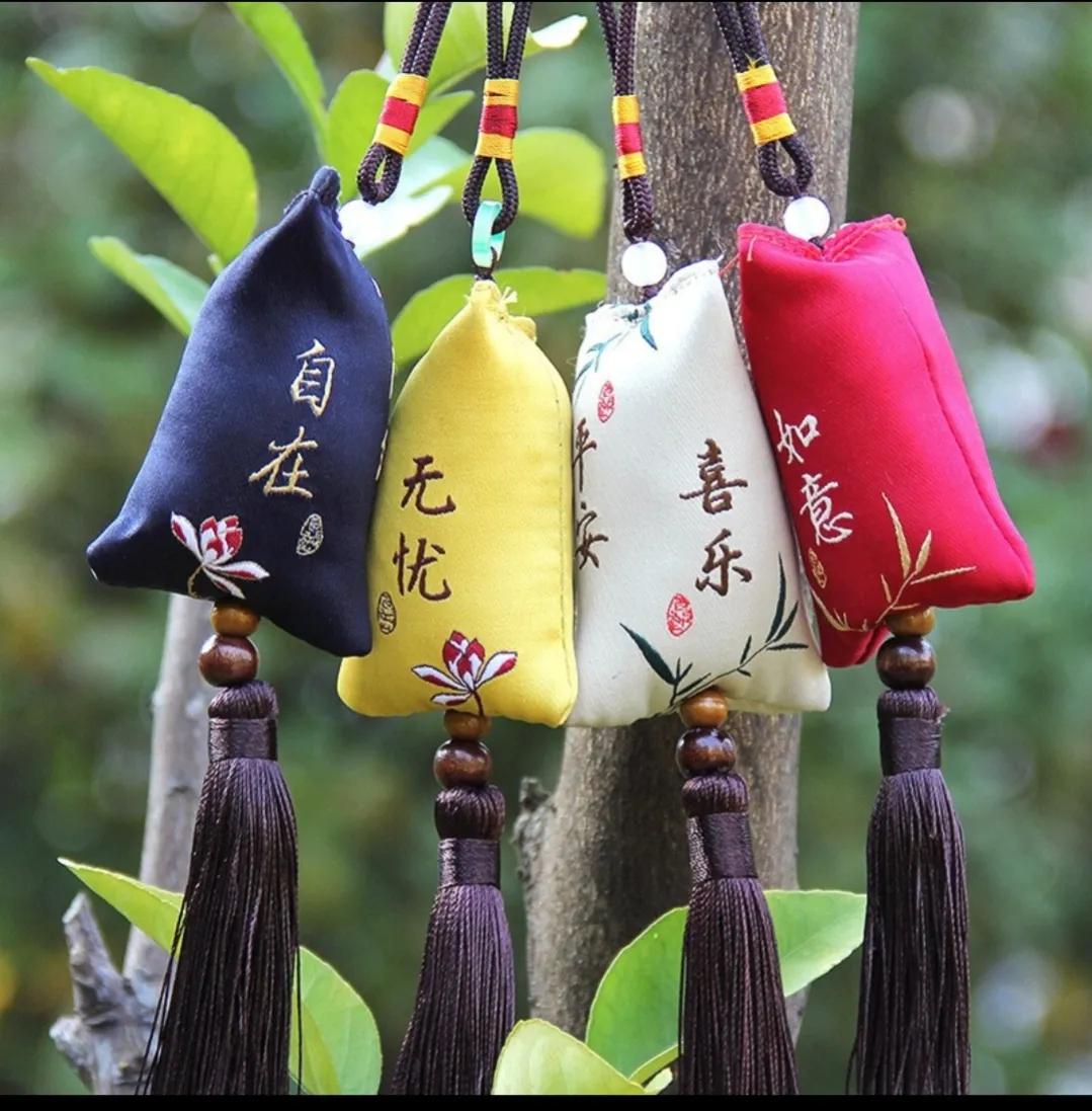 衣服上的湿气太重怎么办,如何才能让衣服有湿气排出