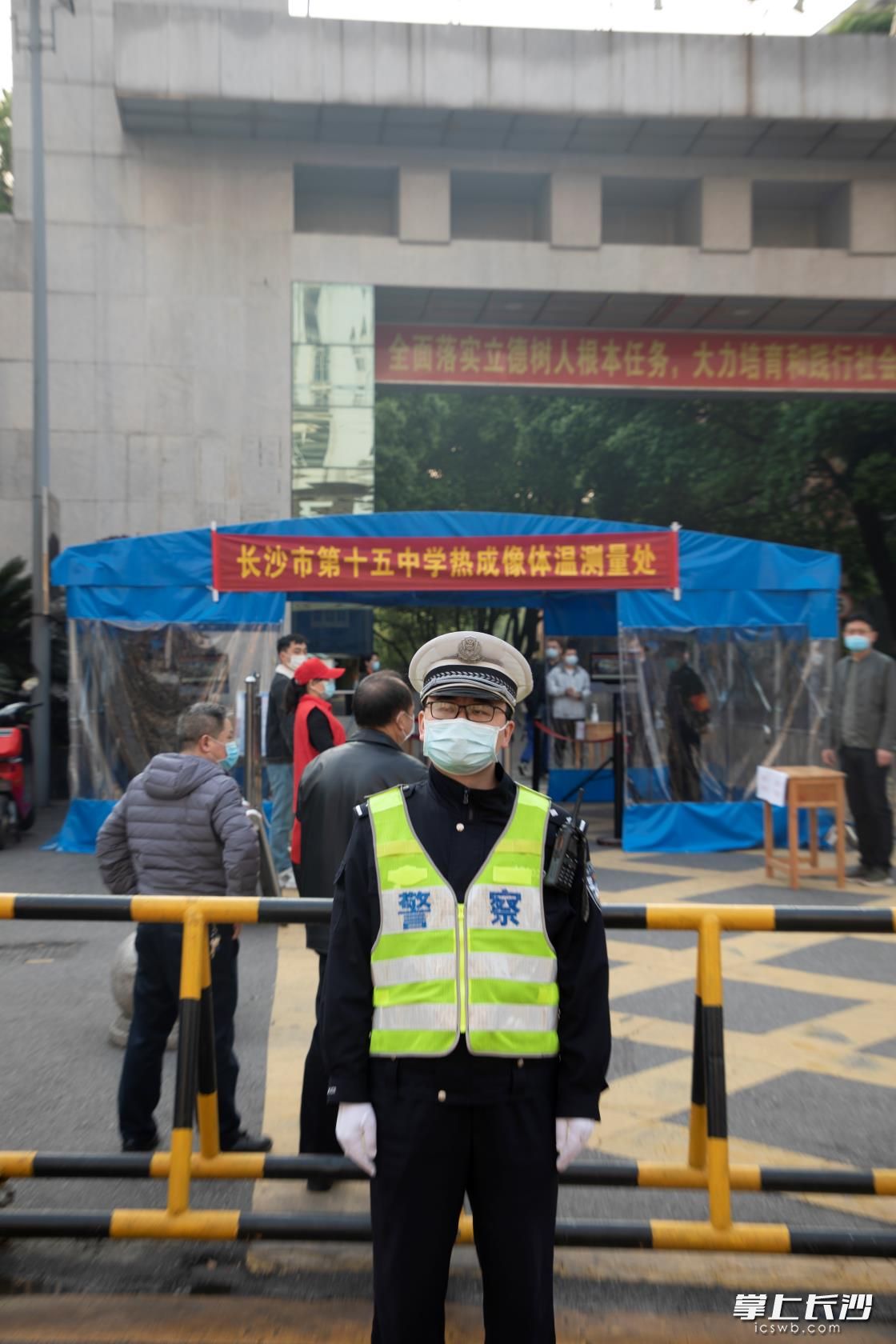 一切为了学生的发展,一切为了学生一切依靠学生
