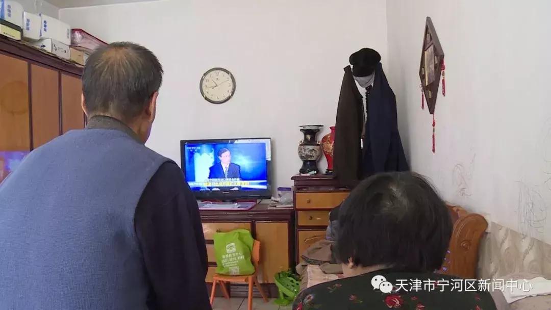 韬竟鎰熷姩,韬竟鐨勬劅鍔ㄦ潕鍥芥