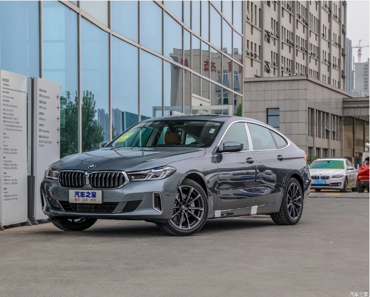 硬朗的大气风格新款宝马6系gt实车,大气的造型新款宝马6系gt实车