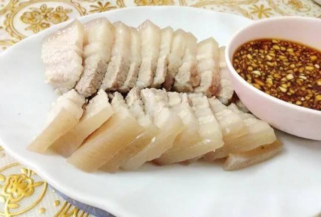 什么是正宗的东北杀猪菜？那英家的老一辈人都知道。