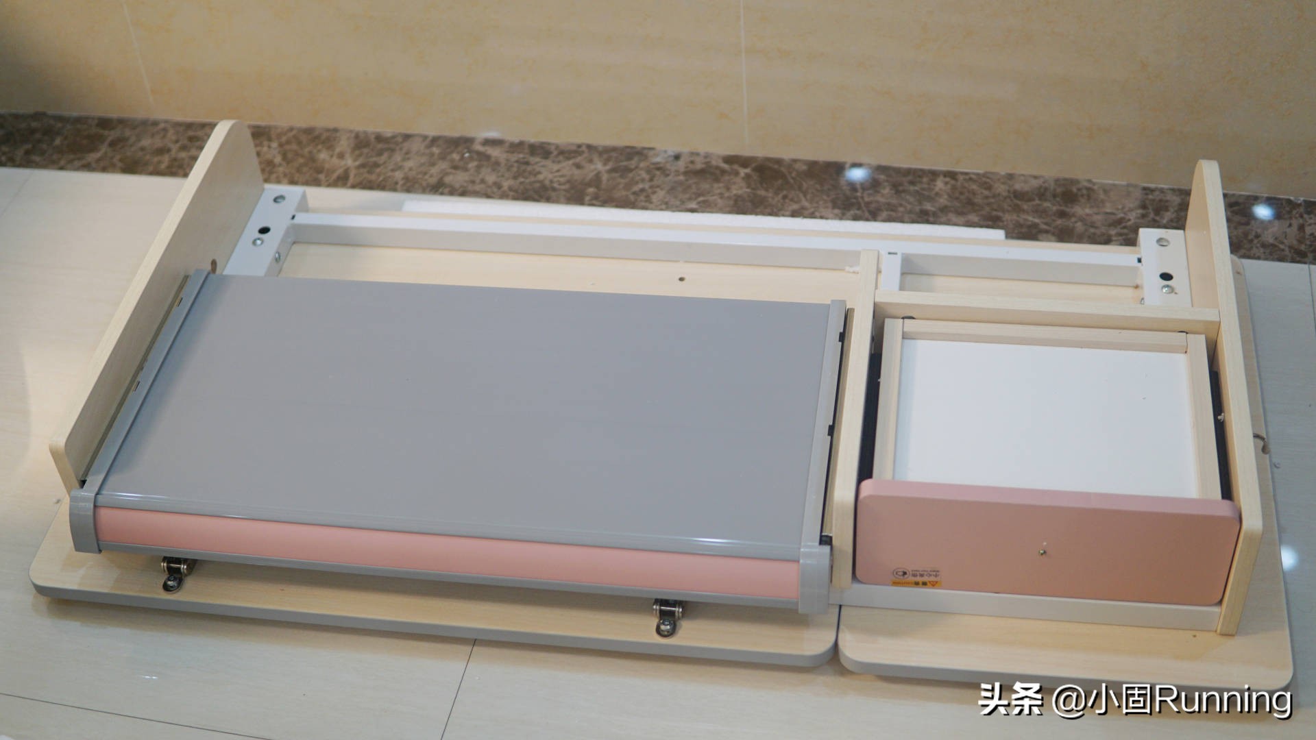 女儿小红花,儿童桌椅学习桌椅1-3岁可以画画