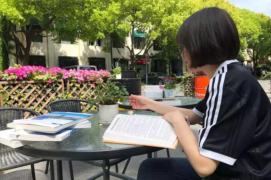 住宿费计入招待费还是差旅费,旅游服务住宿费可以计入差旅费吗