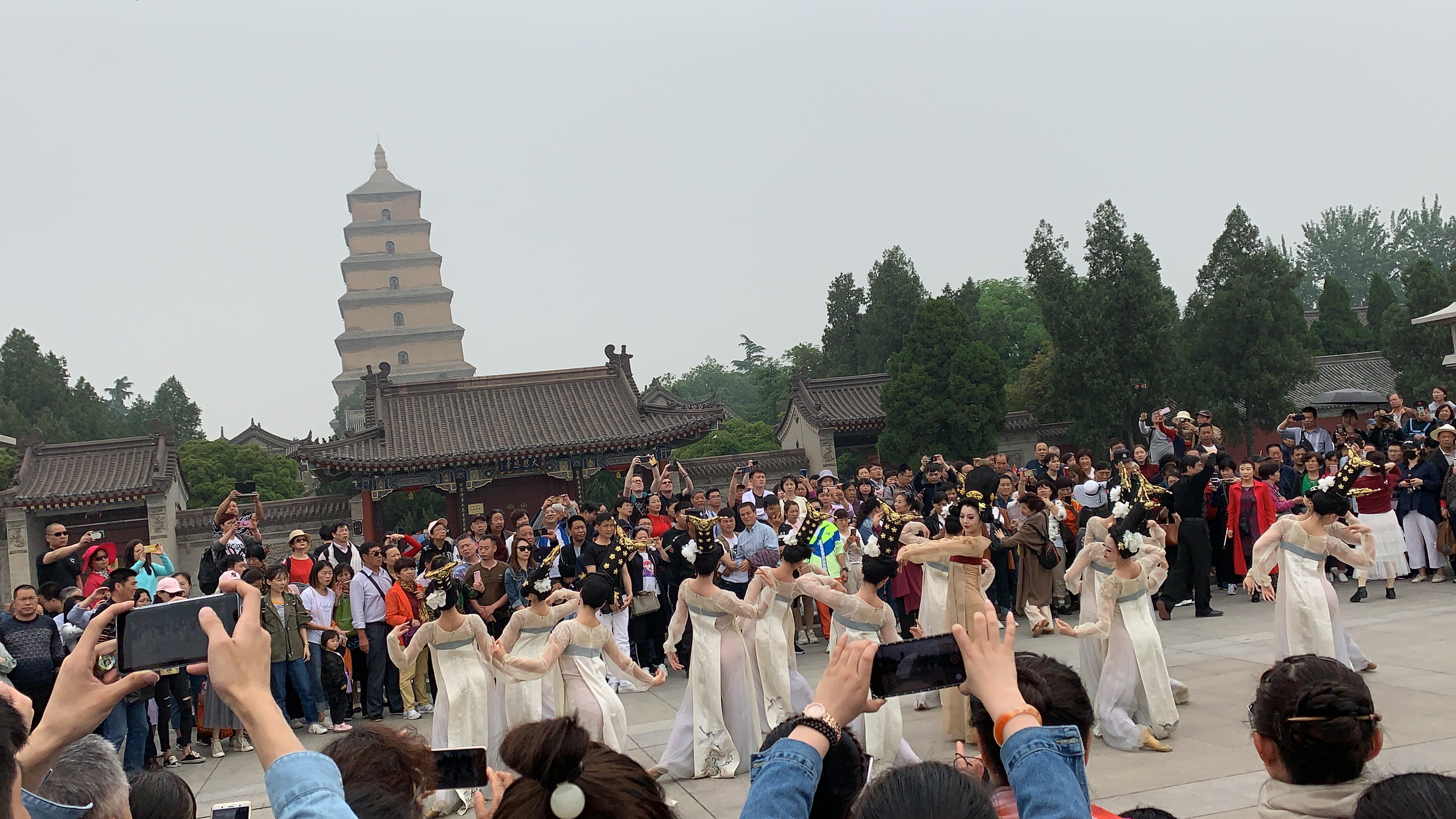 西安大雁塔丽人行全程表演,西安大雁塔丽人行舞蹈完整原版