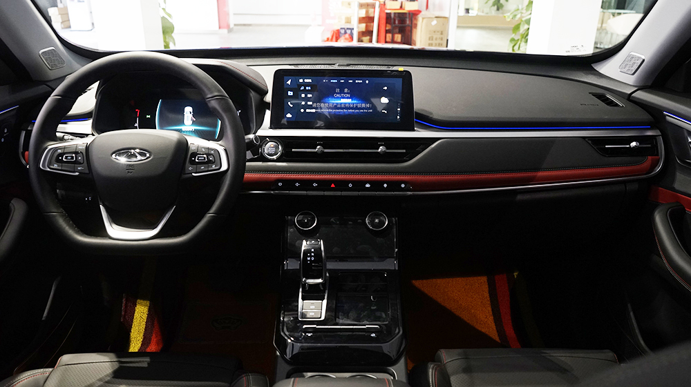 奇瑞瑞虎7plus1.5tcvt试驾视频,峰格设计作品