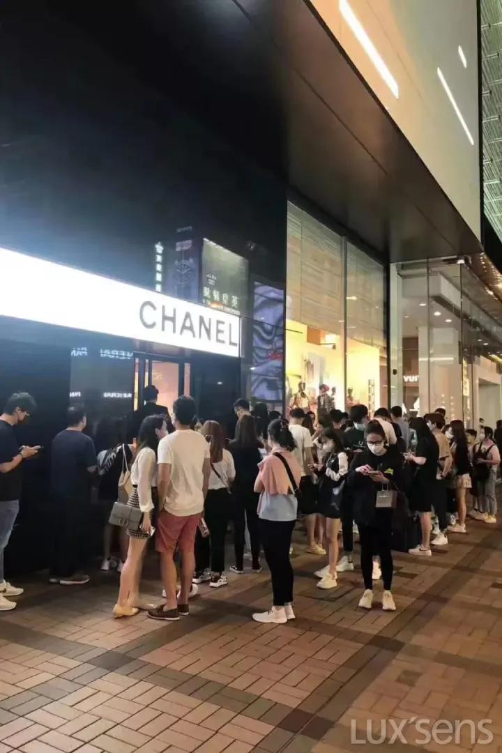 香奈儿包包必入十款保值,香奈儿最新款包包去哪里看价格