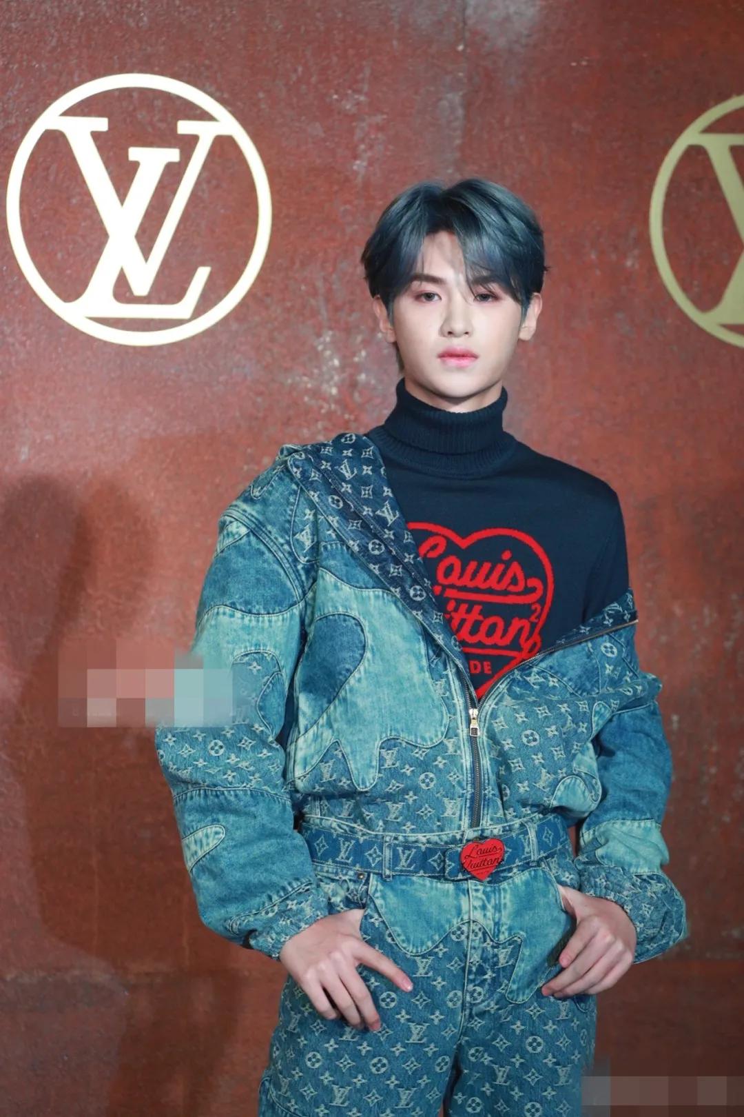 lv短袖金晨,杨采钰金晨刘亦菲宋祖德