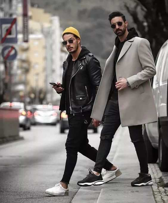 连帽卫衣穿搭技巧秋冬男,高级感潮男加厚连帽卫衣