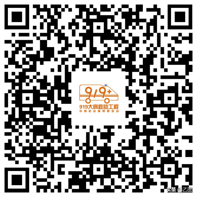 故事：长沙一男子高温下扛包爬楼，挥汗如雨，却扛不起儿子的生命