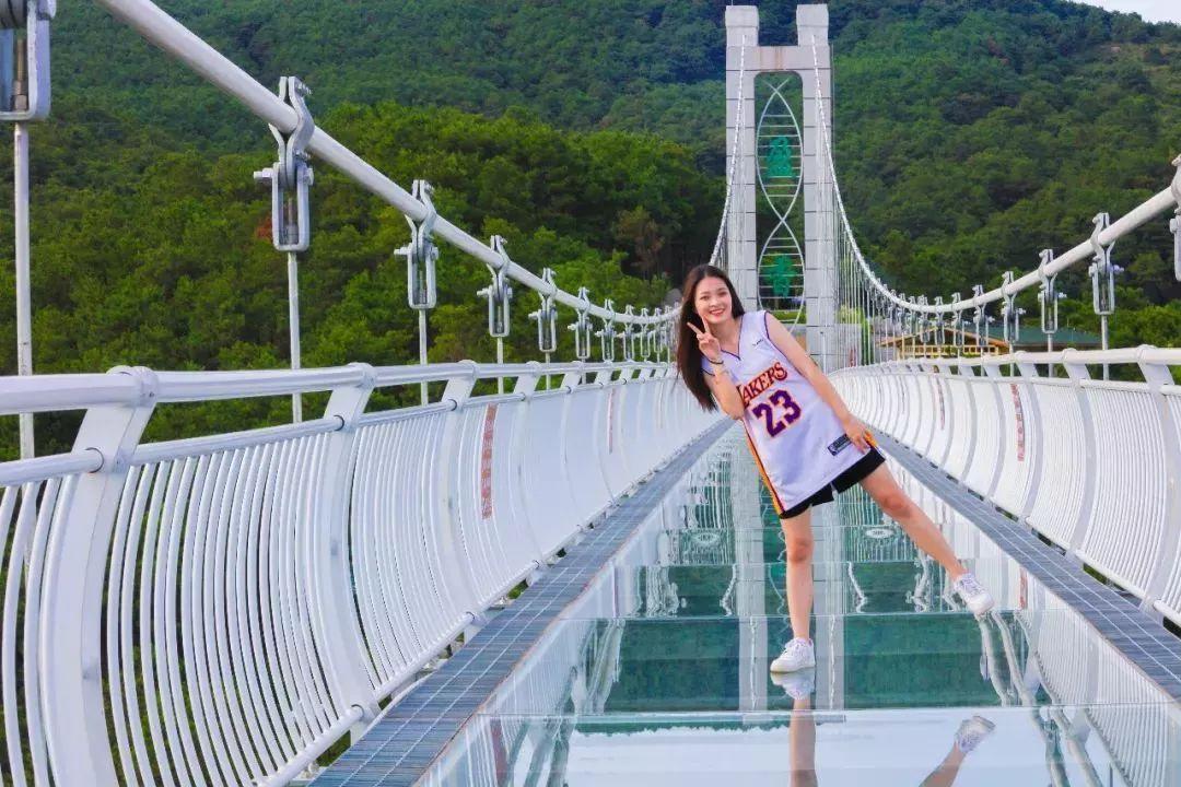 水上乐园超级大喇叭体验,挑战十大世界上最大的水上乐园