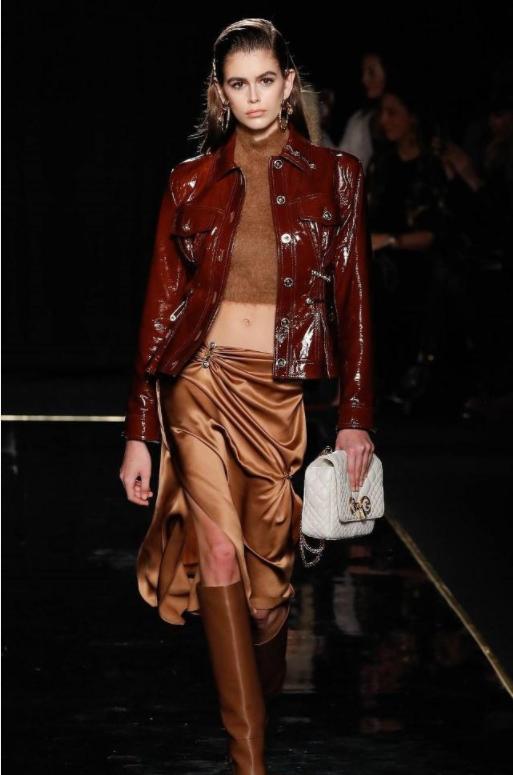 范思哲5大超模,国际名模范思哲走秀