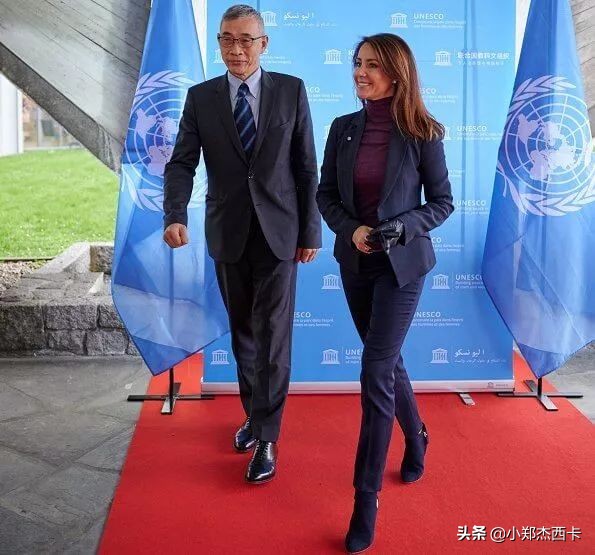 不露腿也不露脚,不露腿不露背裙子