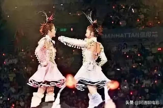 闃垮▏鍥犱负鐓х墖閬撴瓑,闃垮▏绱犻琚媿浜嬩欢