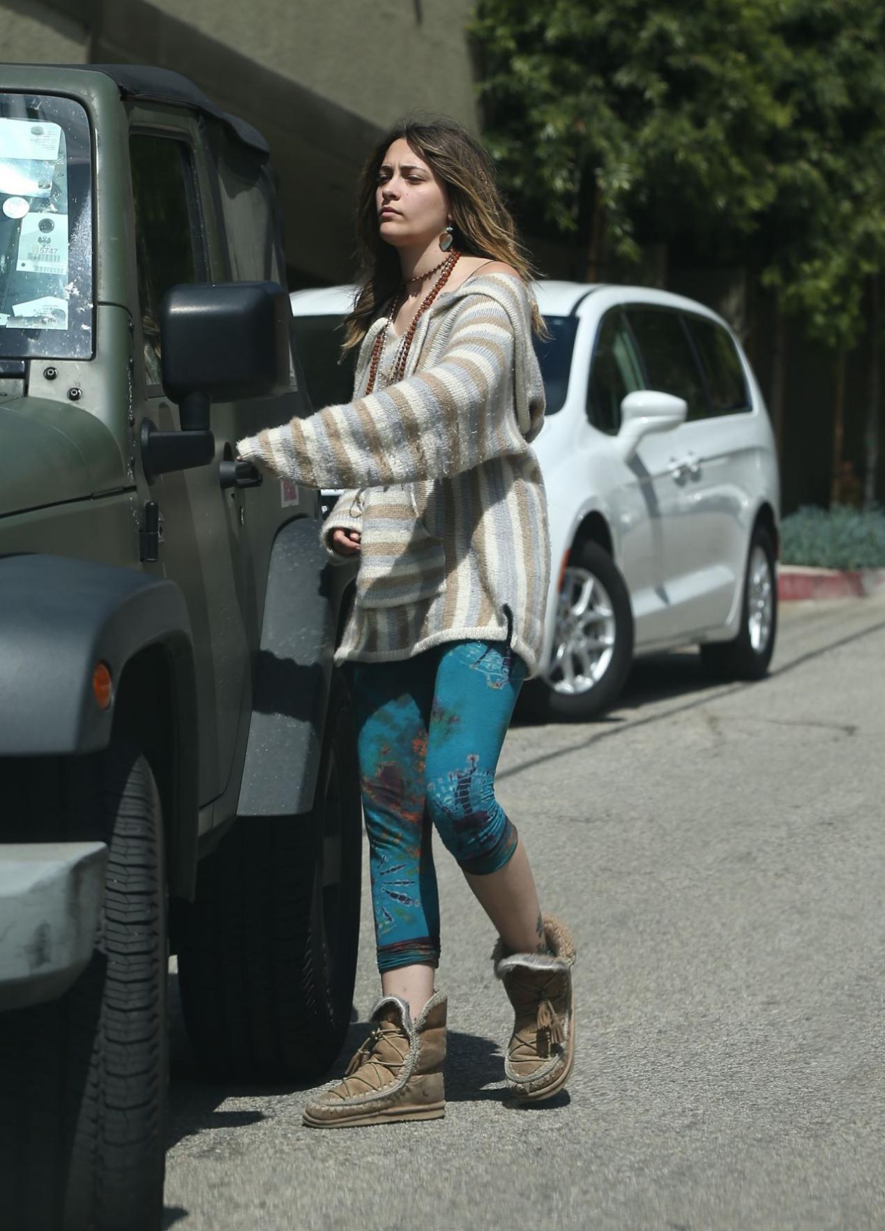 帕丽斯杰克逊个性穿搭,帕丽斯杰克逊有多漂亮