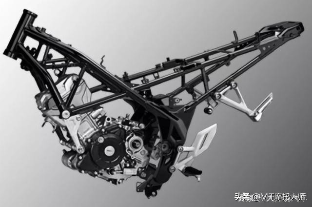 本田泰国亮相第三代仿赛：CBR150R，外观大幅度改动，操控性提高