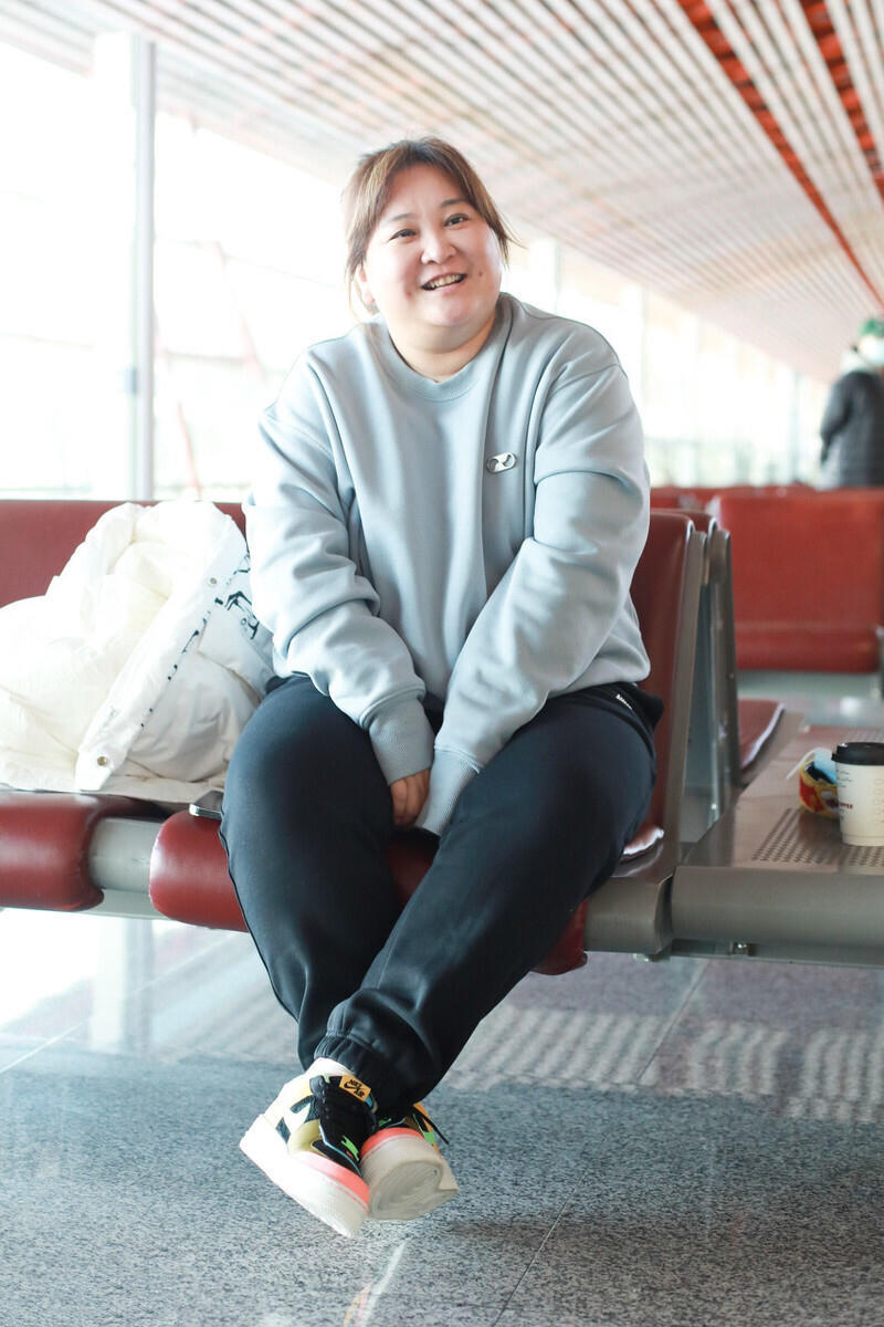 贾玲卫衣,贾玲瘦身后穿的蓝色卫衣