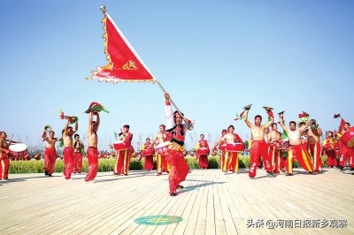 河南日报特刊,壮丽70年奋斗新时代河南