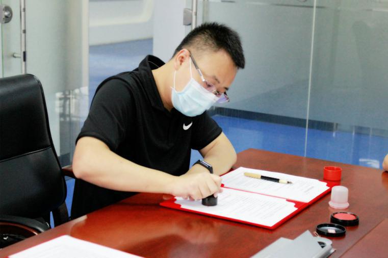 新闻资讯|广工大惠州研究院智惠+平台与浩博教育达成战略合作