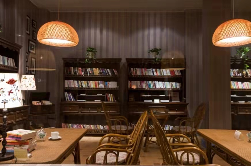 杭州有哪个酒店适合夏天度假,在杭州住哪个酒店便宜