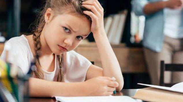 孩子做题总是看错是什么原因,孩子做题总出错怎么回事