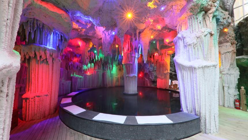 享受温泉带来的乐趣,享受天然温泉