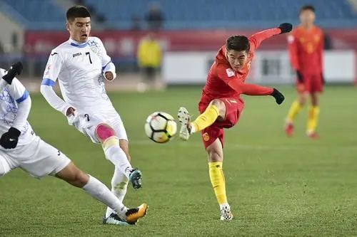 韦少辉和韦世豪关系,足球最强阵容11人韦世豪