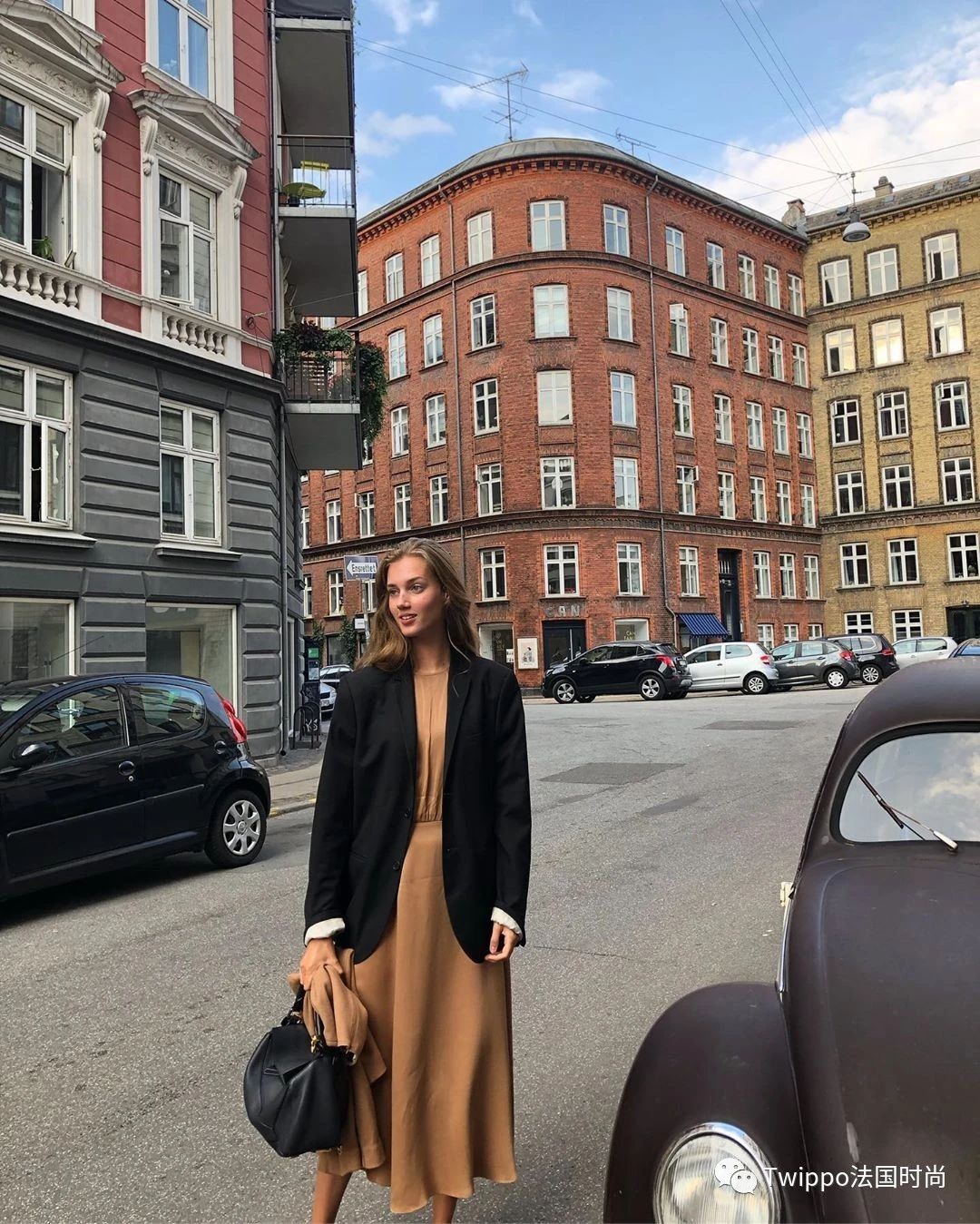 巴黎女孩春天穿什么裙子,法国女人夏天穿什么裙子