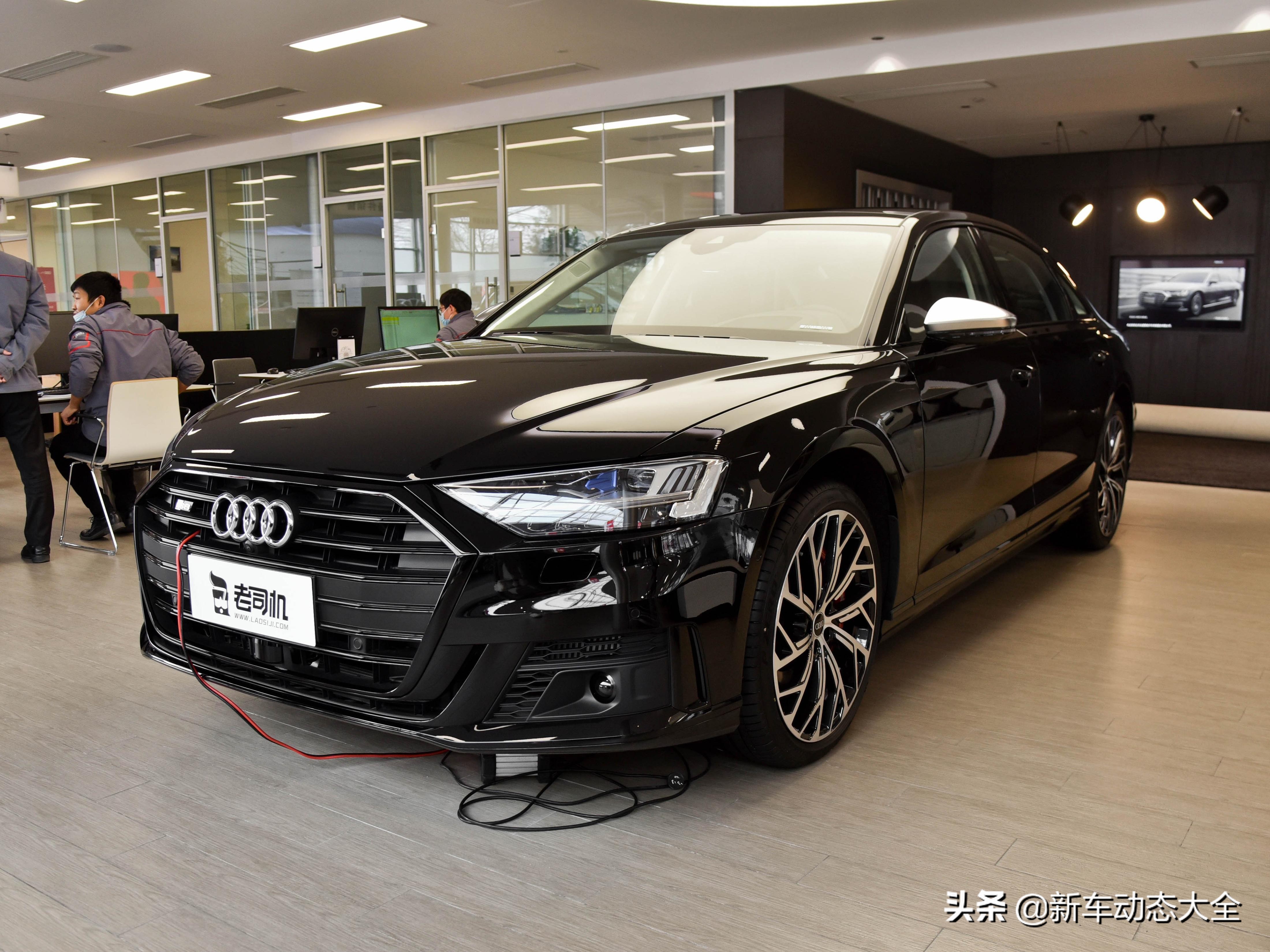 德系v8双门,奥迪s8是v8还是v10