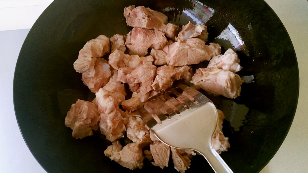 红烧排骨家常做法肉软烂的方法,红烧排骨脱骨入味