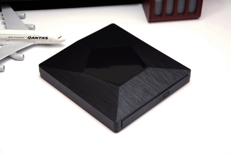 哪个dvd外置光驱好用,外置dvd光驱与自吸光驱