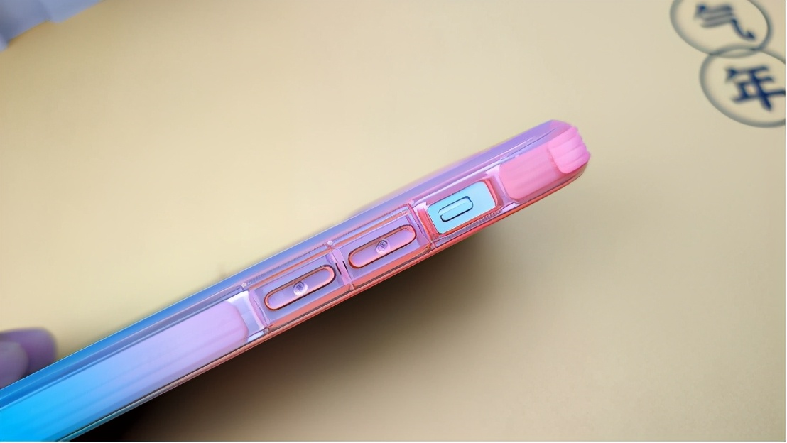 薛之谦同款手机iphone,售价288的防摔手机壳