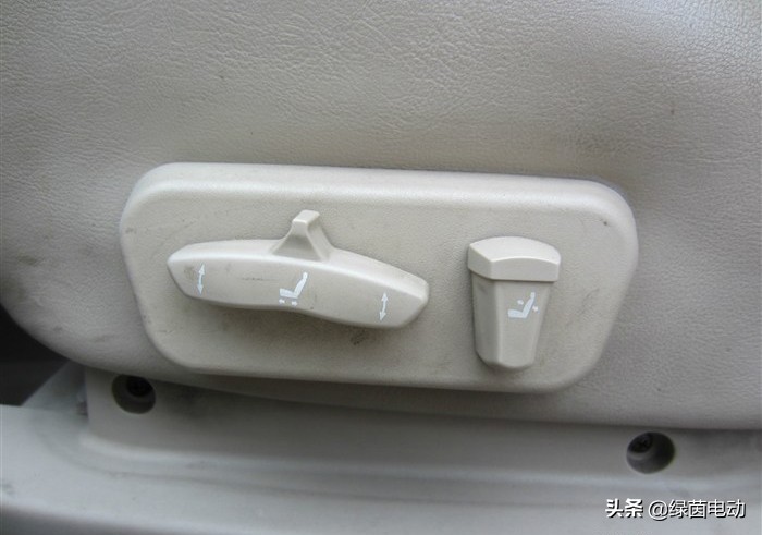 心中的神车,无法超越的经典别克君威