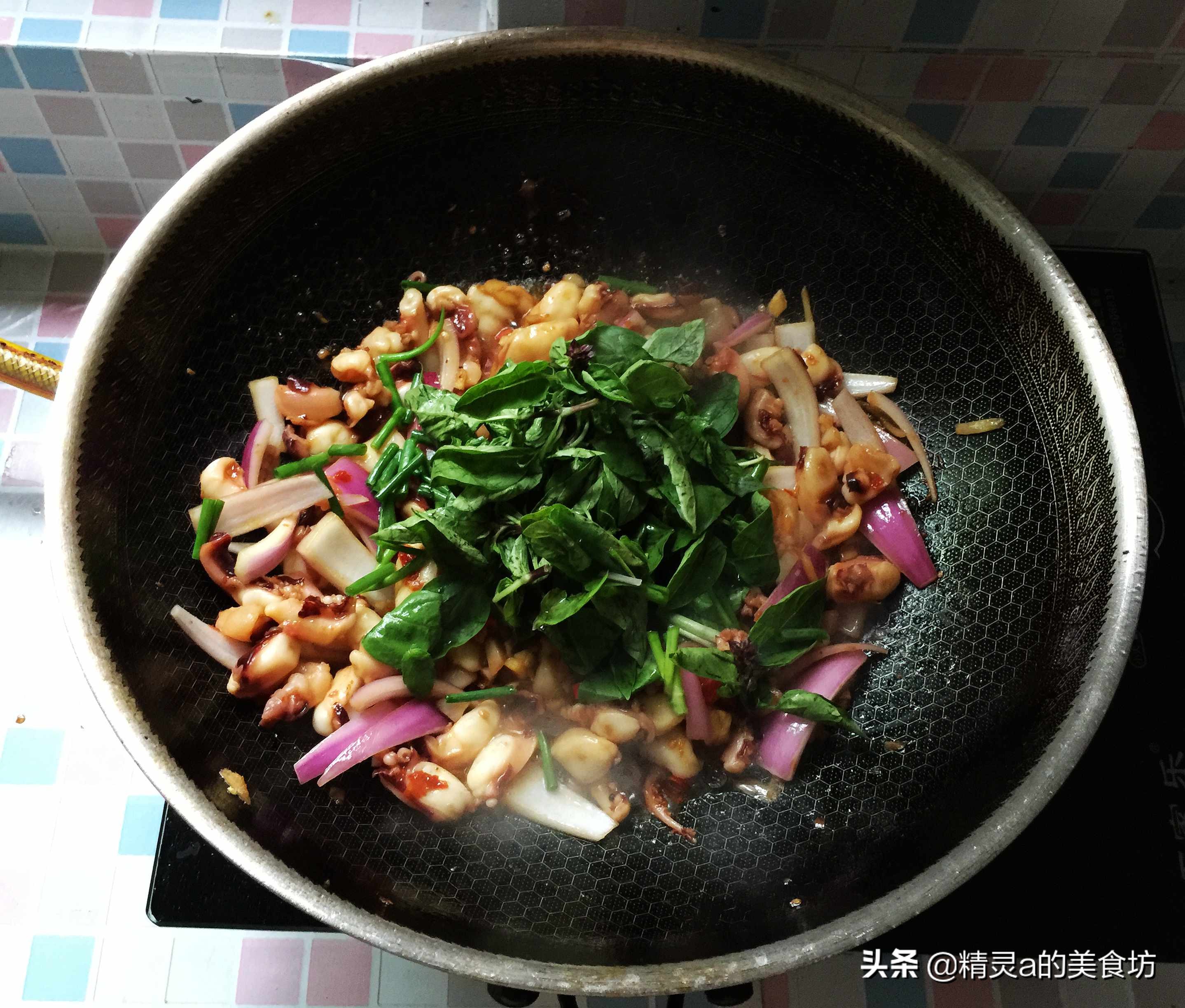 它的蛋白质是牛奶的6倍，隔三差五吃一餐，补钙抗衰老，错过可惜