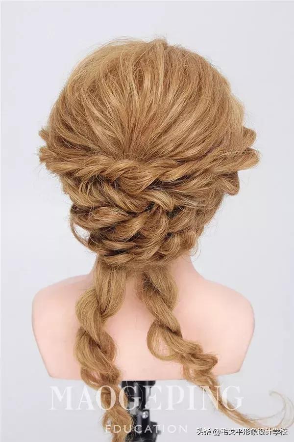 盘发超简单好看教程中发半扎,超简单盘发教程马尾