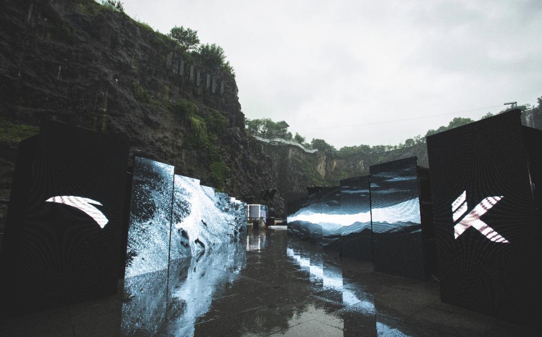 这家29岁的企业,隐藏着“中国品牌”最真实的一面