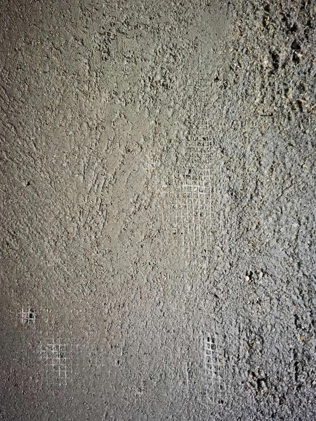 毛坯墙面起碱掉皮怎么处理,墙面轻度粉化怎么处理