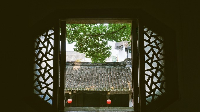 杭州西湖乌镇苏州南京上海攻略,天青色等烟雨乌镇旅游