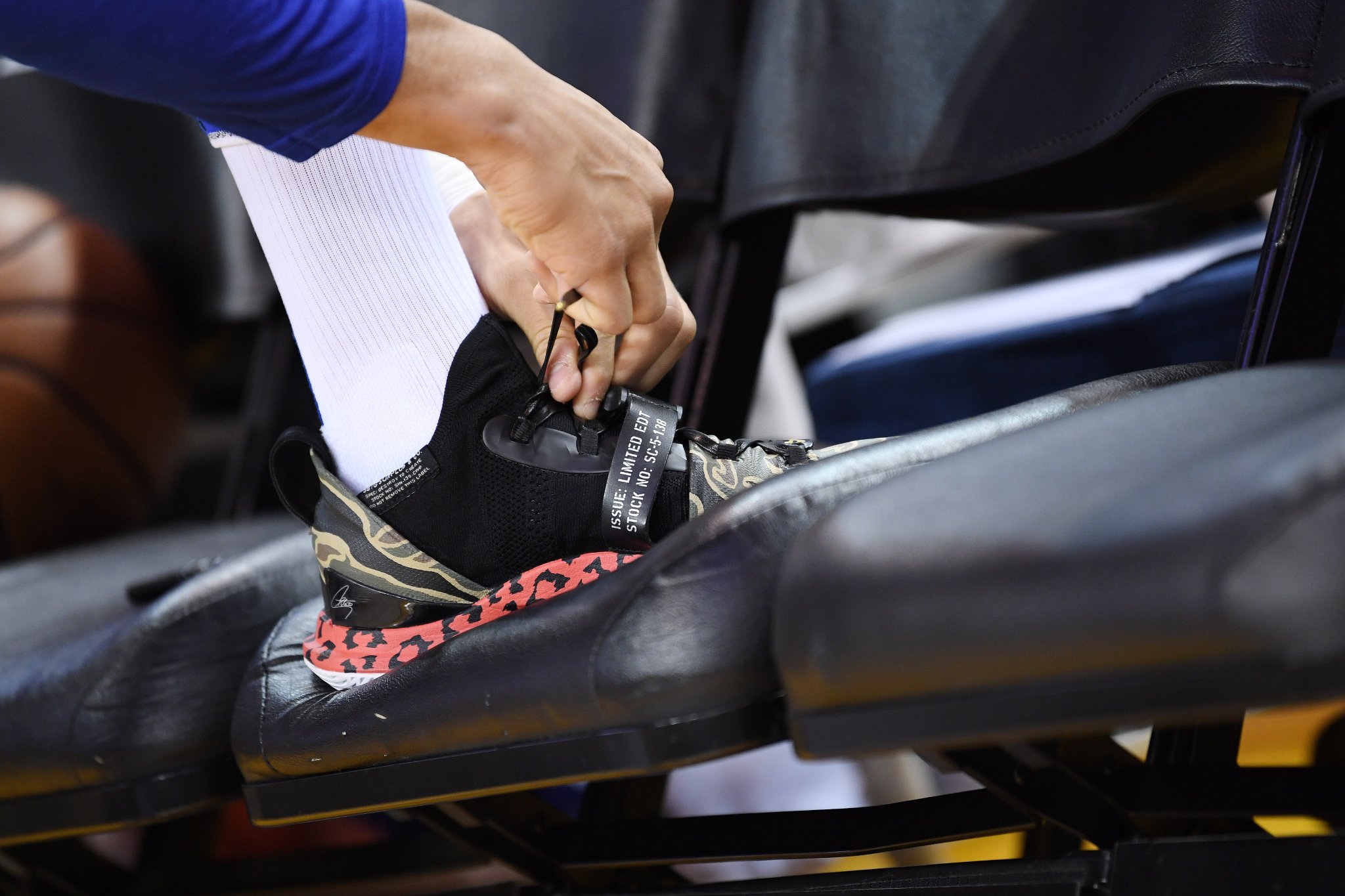 nba今日球鞋,nba本周球鞋预览科比