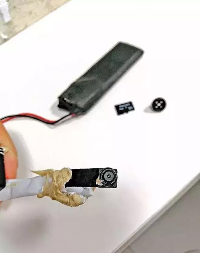 “不雅视频”曝出4年后，优衣库试衣间又炸了！为什么上头条的总是你？